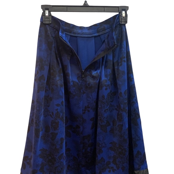 Aqua midi ball skirt. Black and Blue. Size : XS - Picture 9 of 13